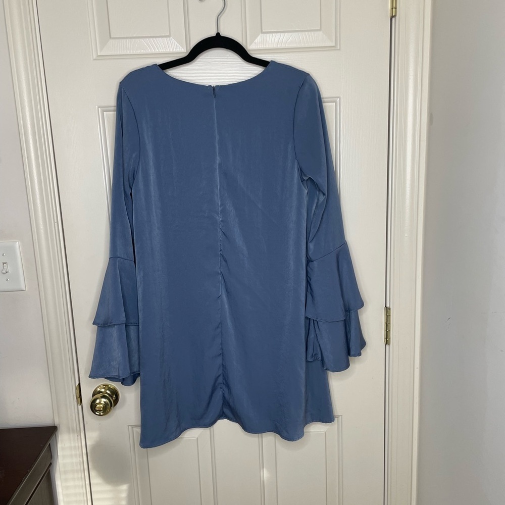Lulu's Blue Ruffle Sleeve Top | M - Picture 9 of 12